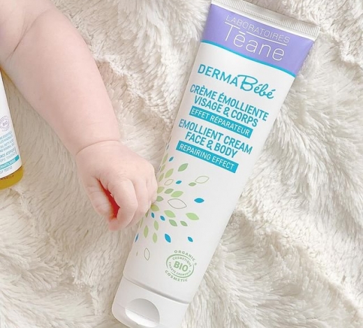  DERMA BÉBÉ EMOLLIENT CREAM FACE & BODY - Cream dưỡng da và giữ ẩm cho mặt và thân 50ml